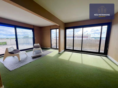 Appartement - 140 m² - 6 pièces