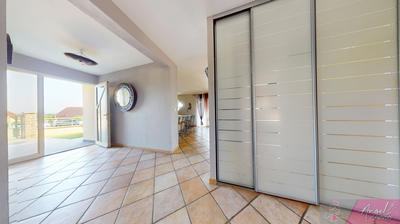 Maison - 188 m² - 6 pièces