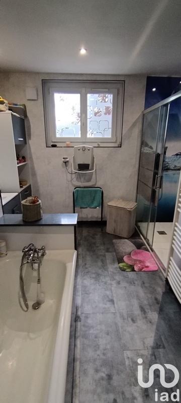 Maison - 145 m² - 6 pièces