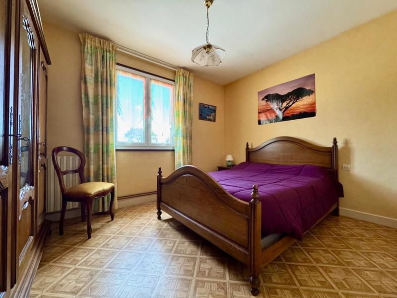 Maison - 184 m² - 7 pièces