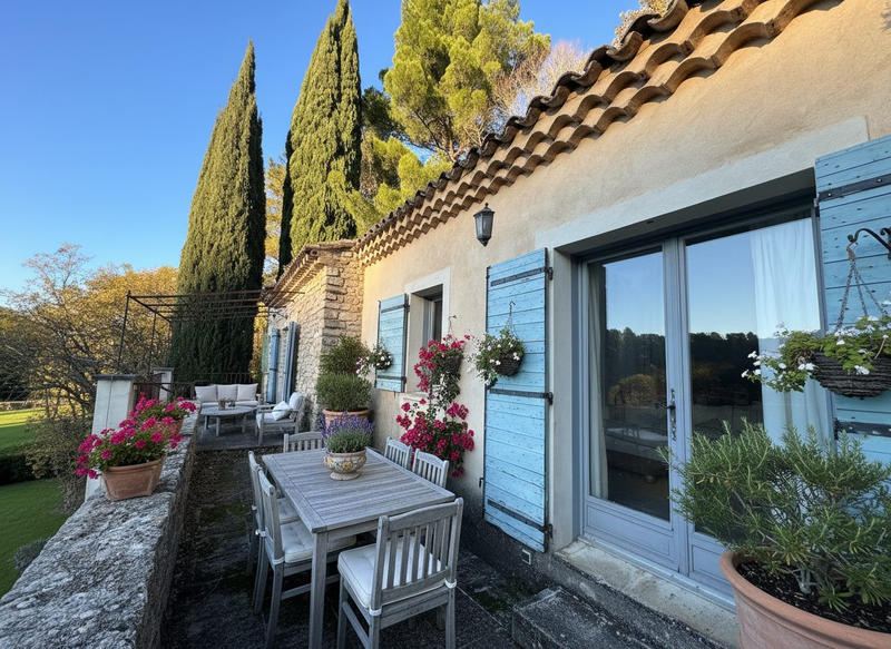 Maison traditionnelle - 165 m² - 6 pièces