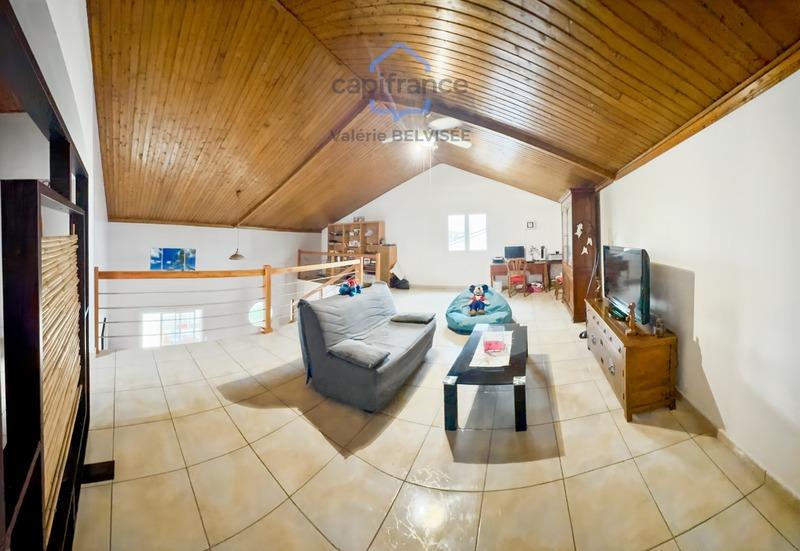 Maison - 171 m² - 6 pièces