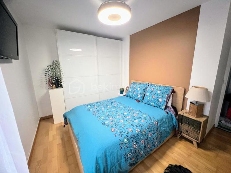 Appartement - 99 m² - 4 pièces