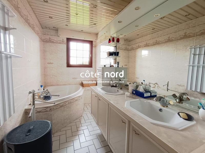 Maison - 88 m² - 6 pièces