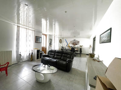 Villa - 188 m² - 9 pièces