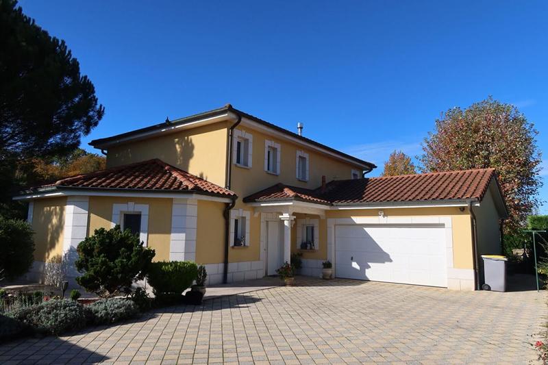 Maison d'architecte - 220 m² - 6 pièces