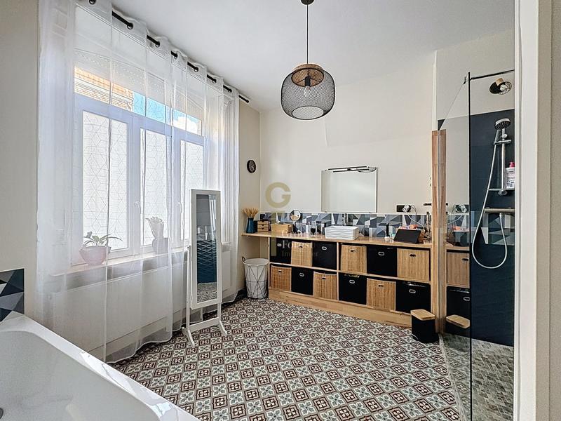 Maison - 124 m² - 4 pièces