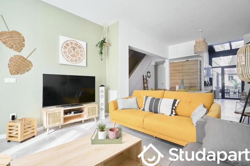 Chambre - 11 m² - 1 pièce