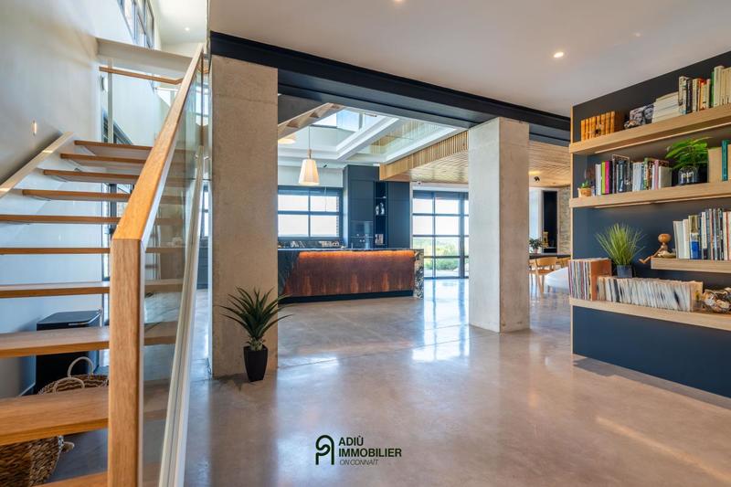 Mas - 345 m² - 7 pièces