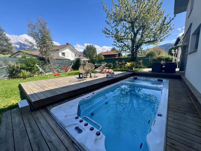 Villa - 137 m² - 6 pièces