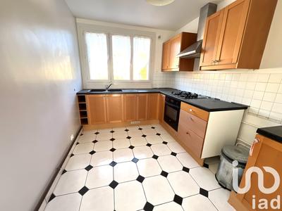 Appartement - 81 m² - 3 pièces