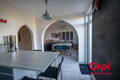 Maison - 159 m² - 7 pièces