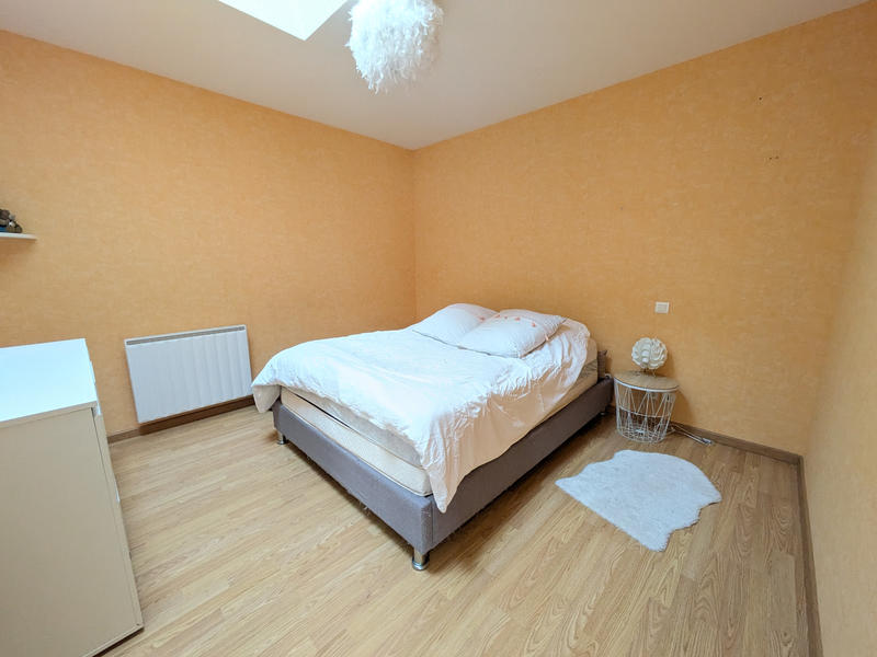 Maison - 99 m² - 7 pièces