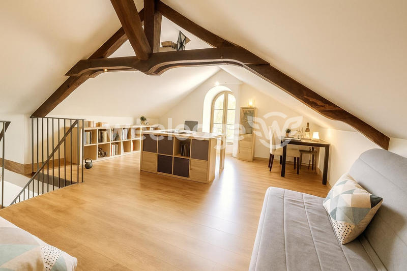 Appartement - 100 m² - 5 pièces