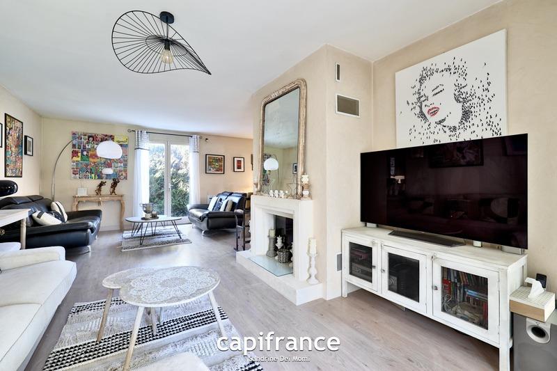 Maison - 157 m² - 8 pièces