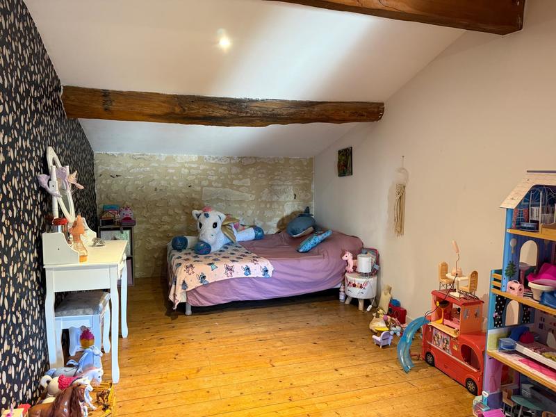 Maison - 265 m² - 7 pièces