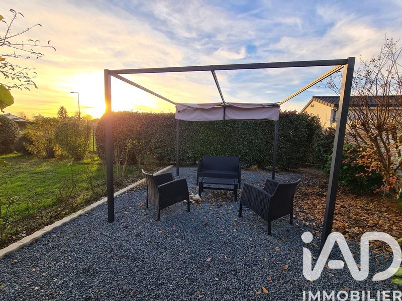 Maison - 200 m² - 8 pièces