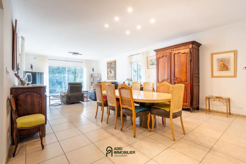 Villa - 170 m² - 5 pièces