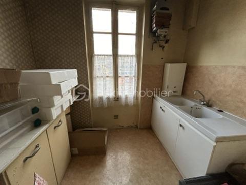 Maison - 598 m² - 20 pièces