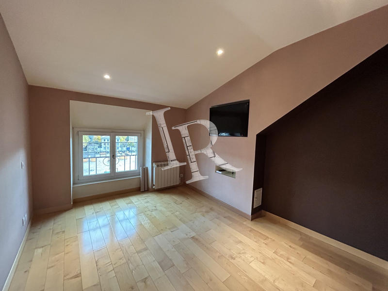 Appartement - 110 m² - 4 pièces