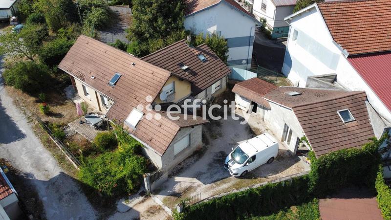 Maison - 160 m² - 9 pièces