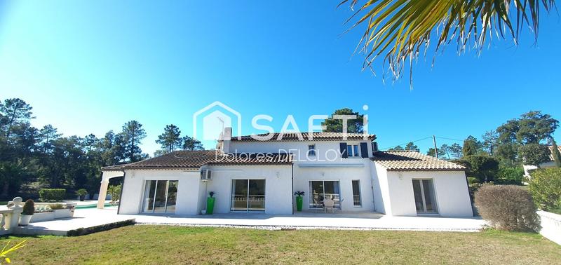 Villa - 202 m² - 7 pièces