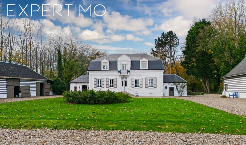 Maison - 284 m² - 12 pièces