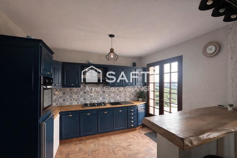 Maison - 156 m² - 6 pièces