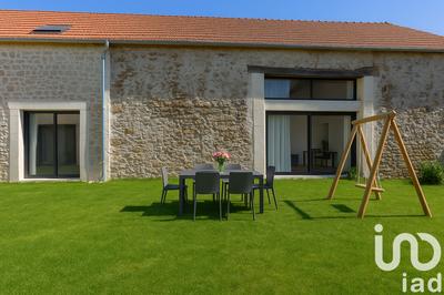 Maison - 200 m² - 7 pièces