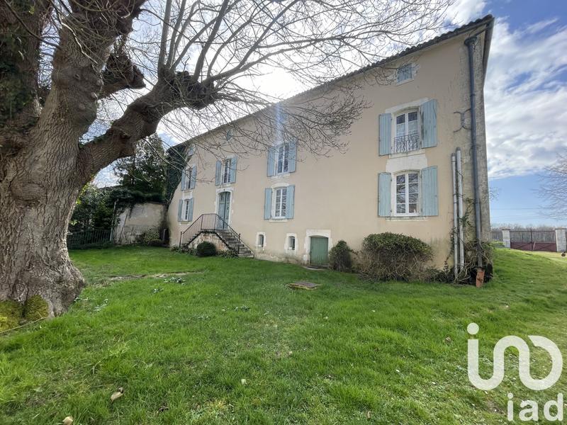 Maison - 427 m² - 18 pièces