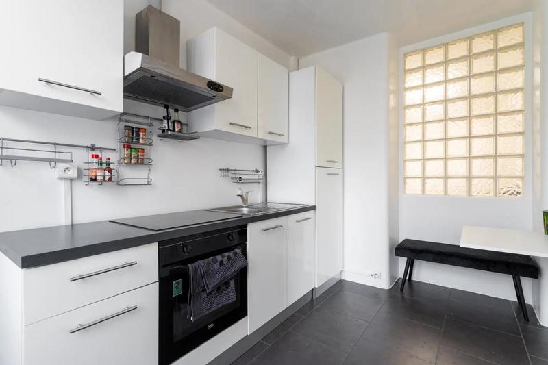 Maison - 285 m² - 12 pièces