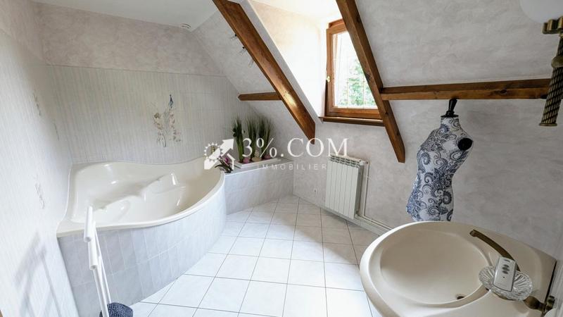 Maison - 147 m² - 5 pièces