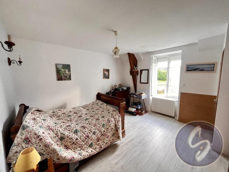 Maison - 121 m² - 5 pièces