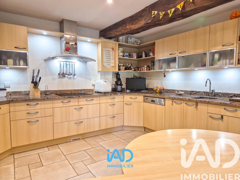 Maison - 171 m² - 6 pièces