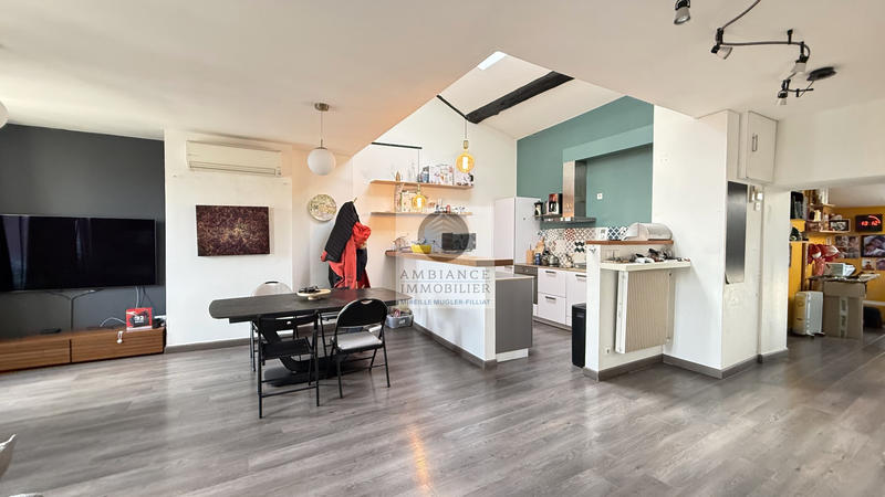 Appartement - 82 m² - 3 pièces