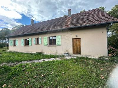 Maison - 95 m² - 5 pièces