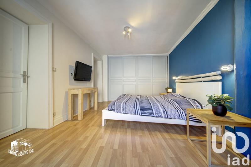 Maison de village - 205 m² - 8 pièces