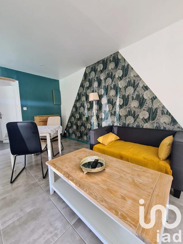 Maison - 396 m² - 8 pièces