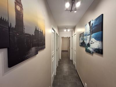 Maison traditionnelle - 170 m² - 9 pièces