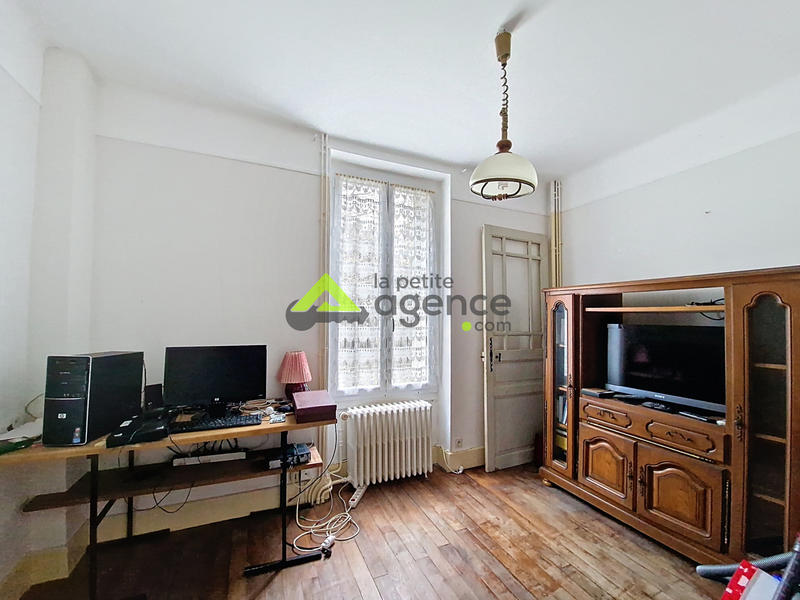 Maison - 190 m² - 7 pièces