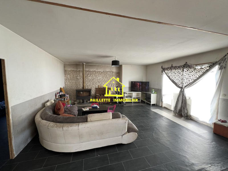 Maison traditionnelle - 160 m² - 8 pièces