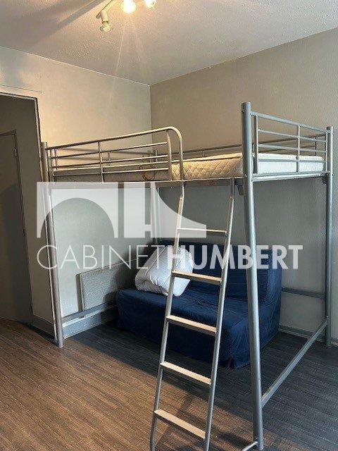 Studio - 25 m² - 1 pièce