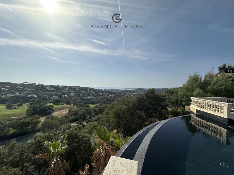 Villa - 317 m² - 7 pièces