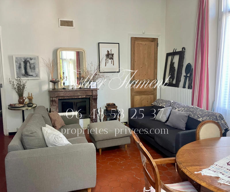 Maison - 220 m² - 10 pièces