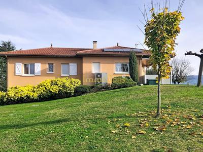 Maison - 114 m² - 4 pièces