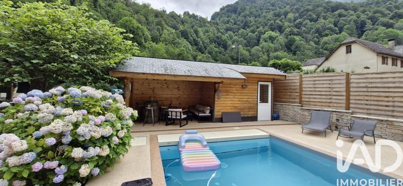 Maison de village - 111 m² - 6 pièces