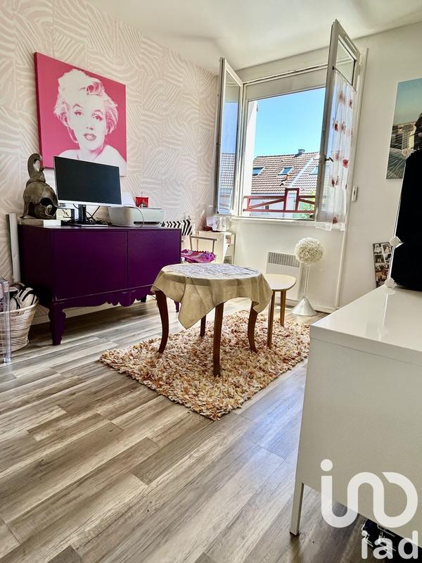 Maison - 95 m² - 5 pièces