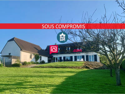 Maison - 161 m² - 8 pièces