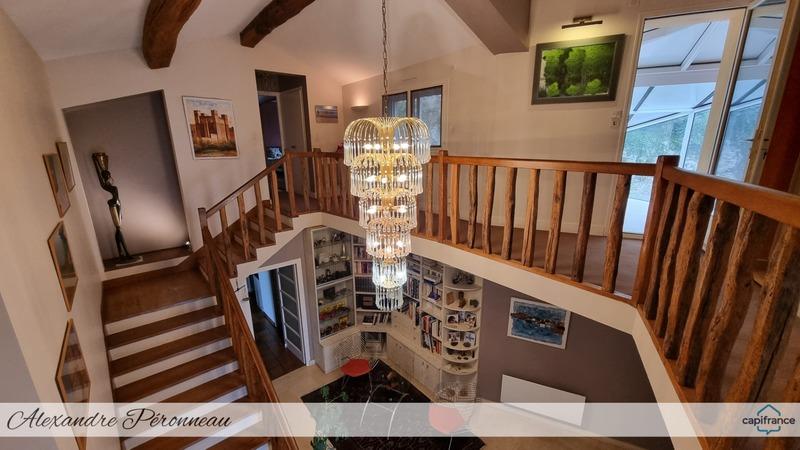 Maison d'architecte - 307 m² - 9 pièces