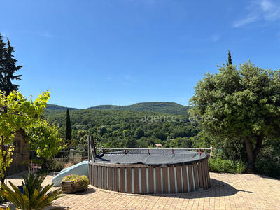 Maison - 108 m² - 6 pièces